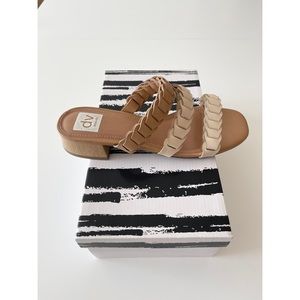 Dolce Vita Nalani Short Heeled Sandal